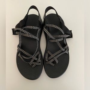 Chaco womens ZX/2 classic wide sandals -boost black SIZE: 10